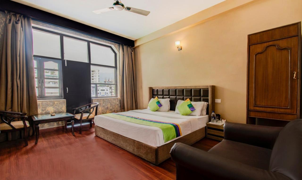 Itsy By Treebo - Jungle View Retreat Hotel เดห์ราดุน ภายนอก รูปภาพ