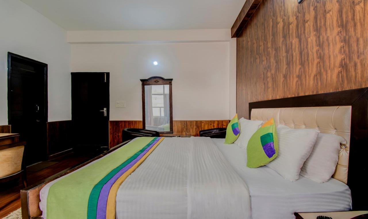 Itsy By Treebo - Jungle View Retreat Hotel เดห์ราดุน ภายนอก รูปภาพ